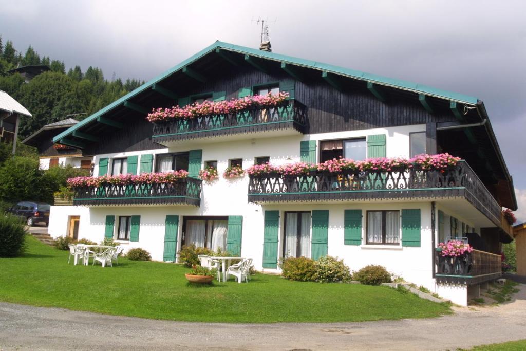 Chalet Fleur Des Alpes Les Gets Exterior foto